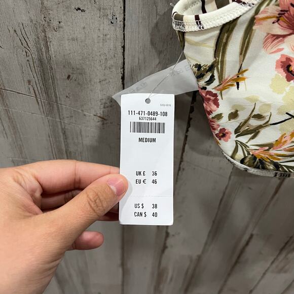 NWT Abercrombie Stripe Floral Reversible Bikini Top Tropical Womens Size Medium - Picture 5 of 5